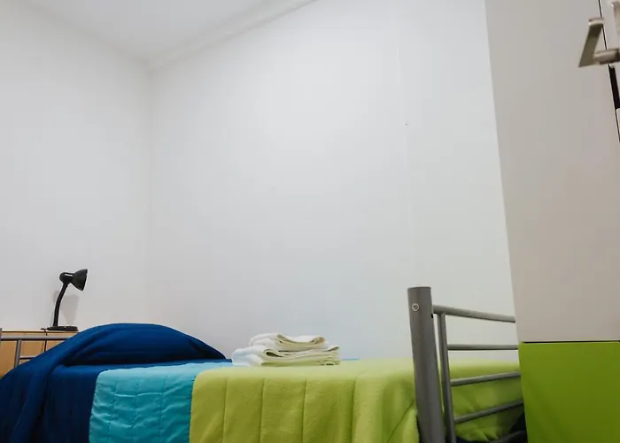 House Romantic R/c Left