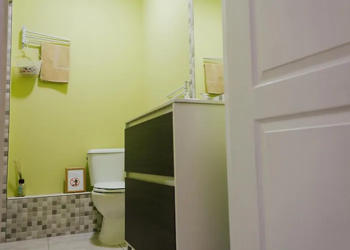 Apartment House Romantic R/c Left