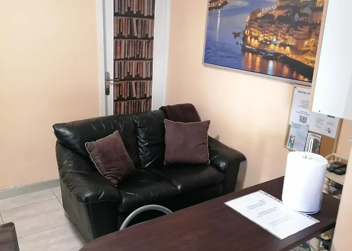 House Romantic R/c Left Appartement *