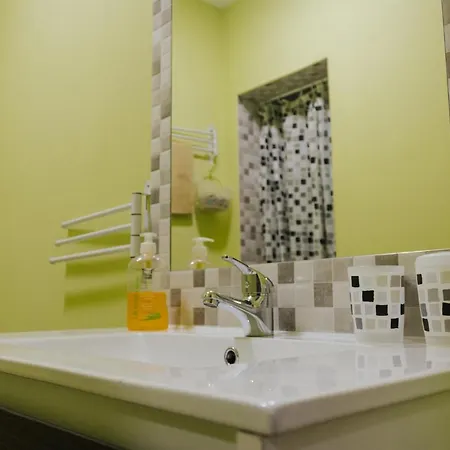 House Romantic R/c Left * Oporto